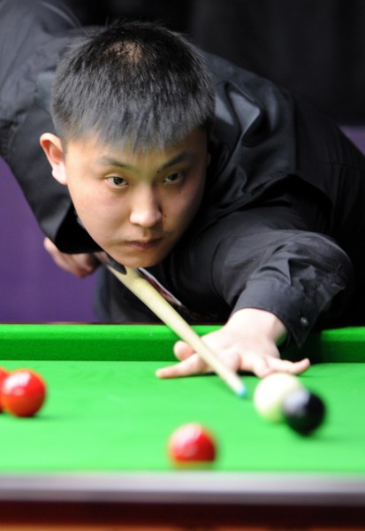 更是背后的 更是背后的